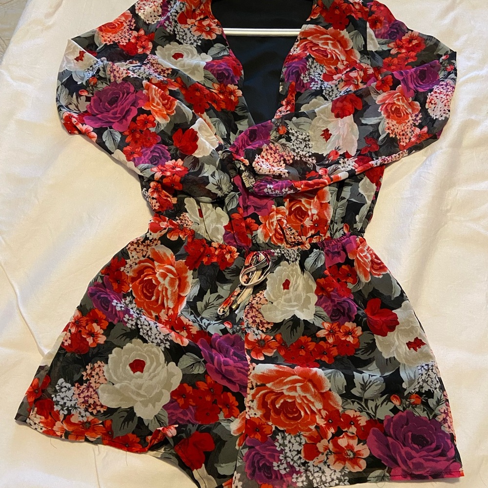 Dynamite Black and Red Top